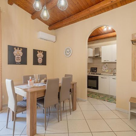 Villa Le Tre Pigne Floridia Esterno foto
